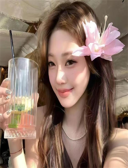 啦啦啦在线视频免费观看视频_免费B站看大片真人电视剧的在线_娶了高中老师结婚了